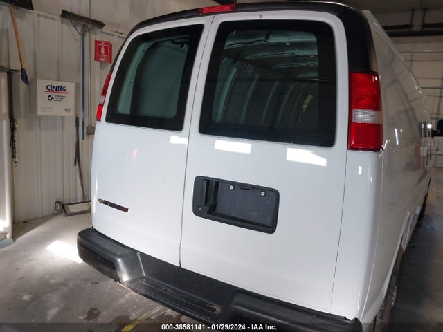 Chevrolet Express G2500 2021 1GCWGBFP9M1154499 Image 16