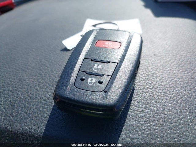 Toyota Prius 2018 JTDKBRFU1J3058958 Image 24