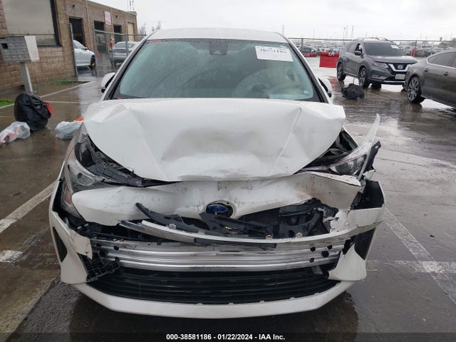 Toyota Prius 2018 JTDKBRFU1J3058958 Image 25