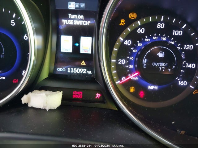 Hyundai Santa Fe Limited 2014 KM8SR4HF3EU038400 Image 16
