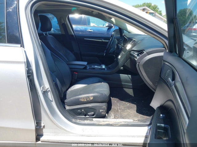 Ford Fusion Titanium 2019 3FA6P0D92KR220411 Image 5
