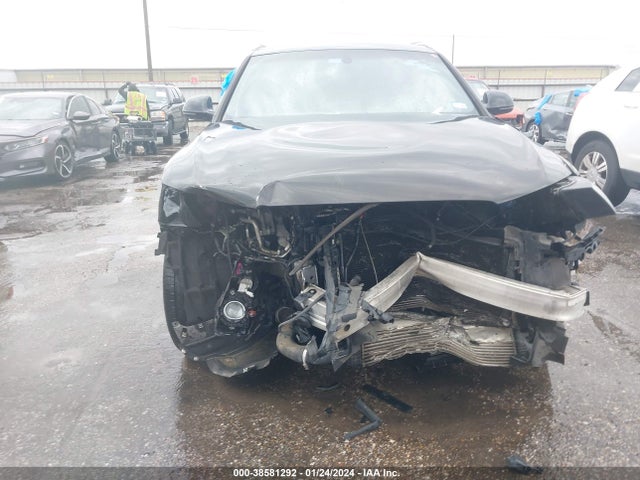 WA1ECCFSXJR024367 Audi Q3 2.0t Premium/2.0t Sport Premium