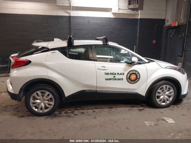 Toyota C-HR LE 2019 NMTKHMBX5KR082082 Image 12