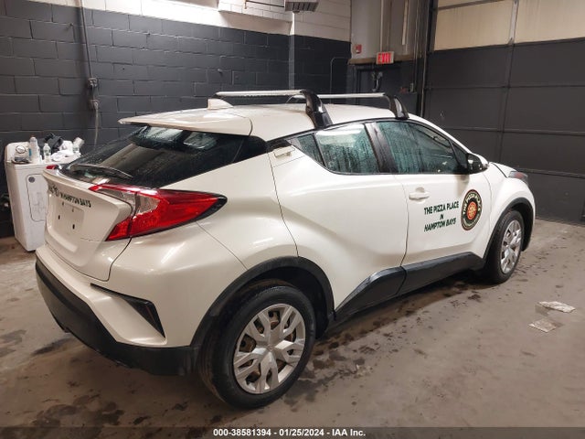 Toyota C-HR LE 2019 NMTKHMBX5KR082082 Image 4