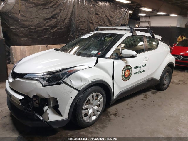 Toyota C-HR LE 2019 NMTKHMBX5KR082082 Image 6