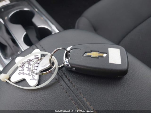 1G1ZD5ST5PF130128 Chevrolet Malibu Fwd 1lt