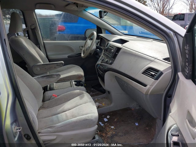 2012 TOYOTA SIENNA LE V6 8 PASSENGER VIN: 5TDKK3DC6CS274149