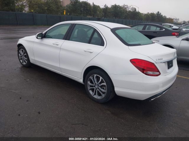 2015 MERCEDES-BENZ C 300 55SWF4KB9FU022862 Photo 2