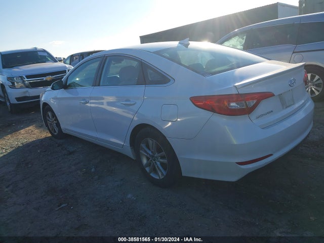 Hyundai SONATA 2017 5NPE24AF5HH532725 Image 3