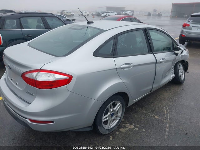 Ford FIESTA SE 2019 3FADP4BJ9KM139771 Image 4