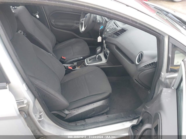 Ford FIESTA SE 2019 3FADP4BJ9KM139771 Image 5