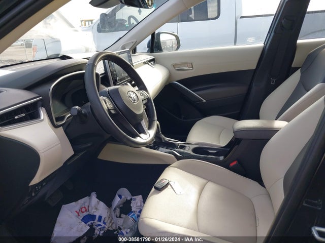 Toyota Corolla Cross Xle 2022 7MUDAABG6NV013795 Image 5
