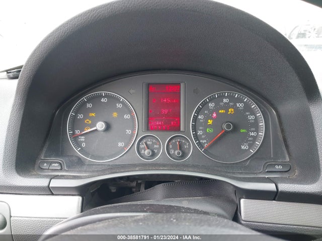 2005 VOLKSWAGEN JETTA 2.5 VIN: 3VWSG71K55M604058