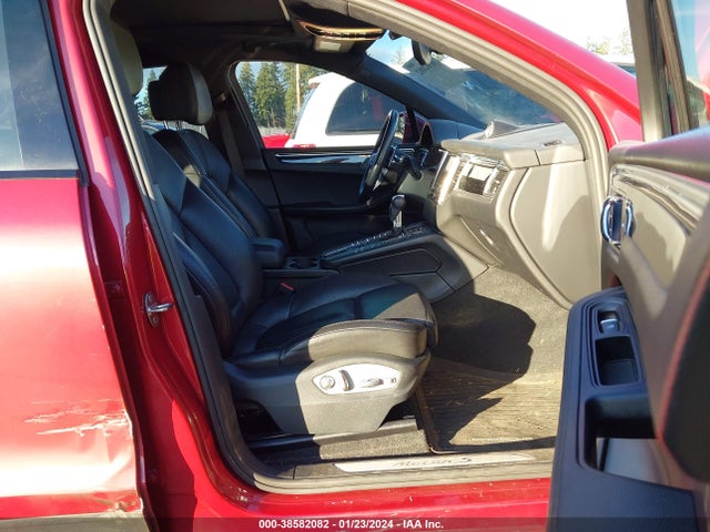 2016 PORSCHE MACAN WP1AB2A54GLB45635 Photo 4