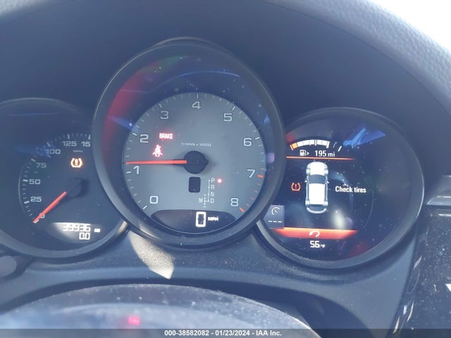 2016 PORSCHE MACAN WP1AB2A54GLB45635 Photo 6