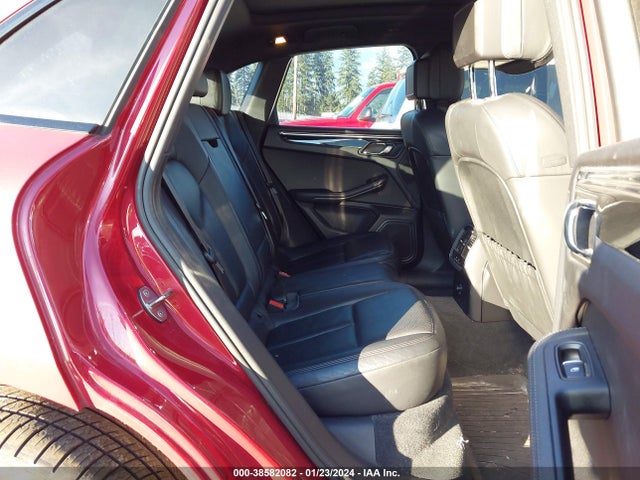 2016 PORSCHE MACAN WP1AB2A54GLB45635 Photo 7