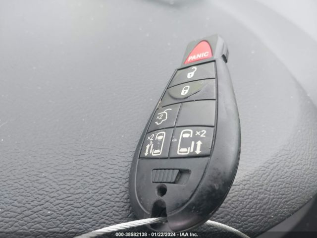 2016 CHRYSLER TOWN & COUNTRY 2C4RC1BG9GR229324 Photo 10