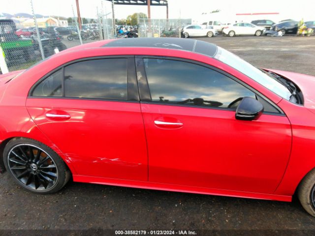 WDD3G4EBXLW040054 Mercedes-Benz A 220