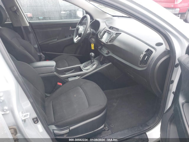 2011 KIA SPORTAGE LX VIN: KNDPB3A22B7082012