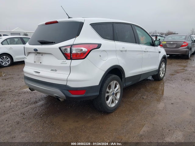 Ford ESCAPE SE 2017 1FMCU0GD4HUC28562 Image 4