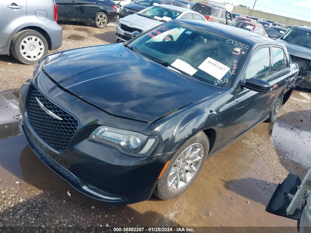 Chrysler 300 S 2015 2C3CCABG3FH766950 Image 2