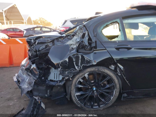 BMW 740I 2022 WBA7T2C07NCK05153 Image 6