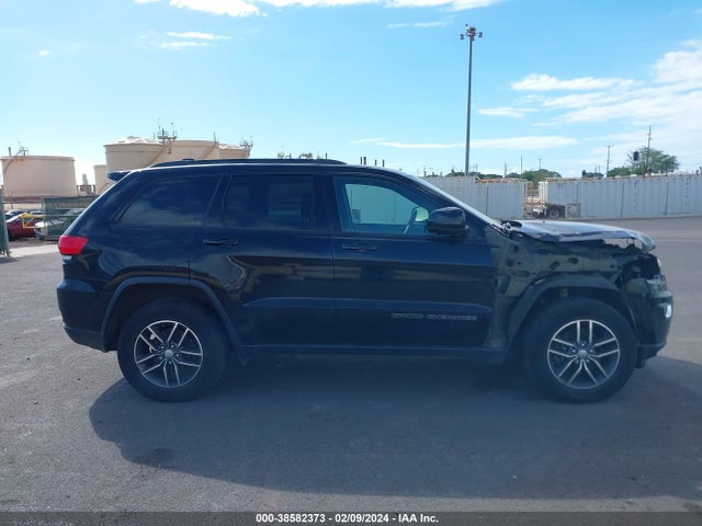 Jeep Grand Cherokee Laredo E 4x2 2018 1C4RJEAG6JC300798 Image 14
