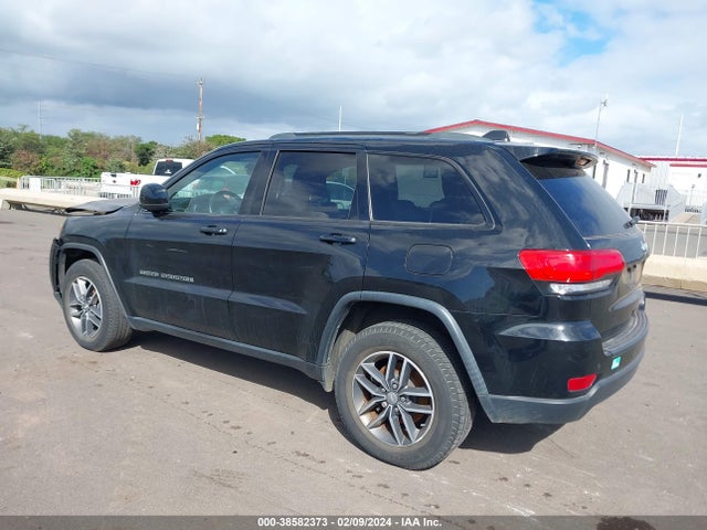 Jeep Grand Cherokee Laredo E 4x2 2018 1C4RJEAG6JC300798 Image 3