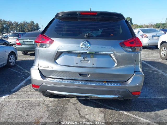 Nissan ROGUE S 2017 KNMAT2MT0HP525896 Image 17