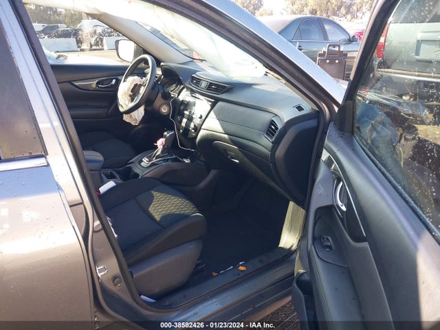 Nissan ROGUE S 2017 KNMAT2MT0HP525896 Image 5