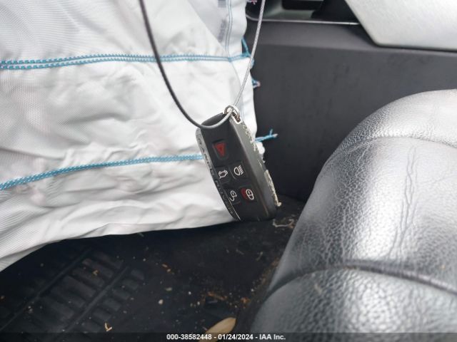 SALVR2BG3FH993028 Land Rover Range Rover Evoque Pure