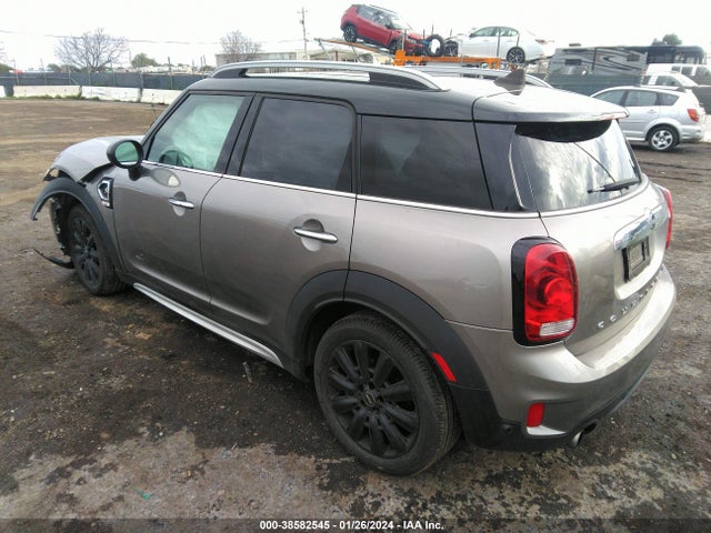 2019 MINI COUNTRYMAN WMZYT5C59K3J89361 Photo 2