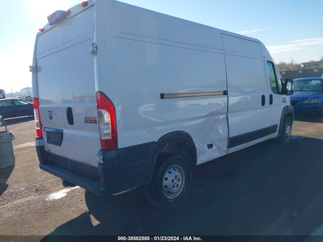 3C6TRVDG9JE106888 RAM Promaster 2500 High Roof 159 Wb