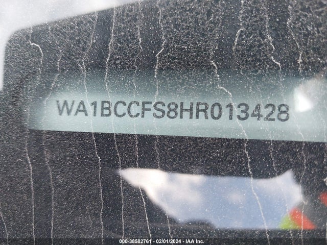 WA1BCCFS8HR013428 Audi Q3 2.0t Premium