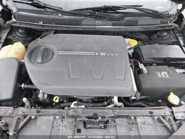 Chrysler 200 S 2015 1C3CCCBG1FN570461 Image 10