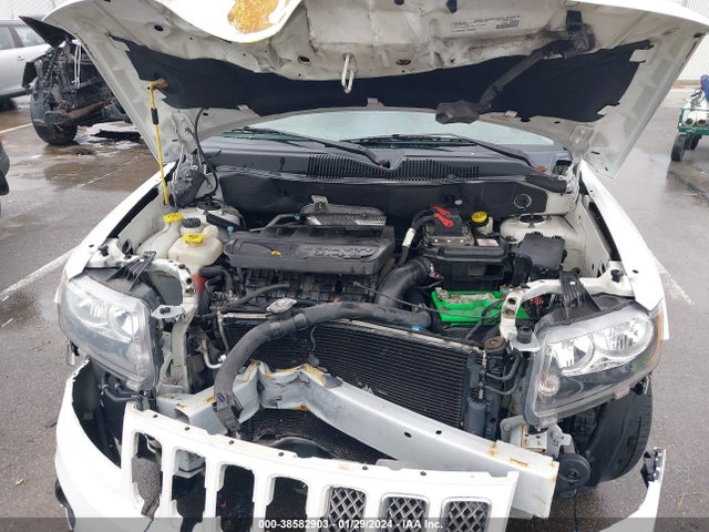 Продажа на аукционе авто 2015 Jeep Compass Latitude, vin: 1C4NJDEB2FD393389, номер лота: 38582903