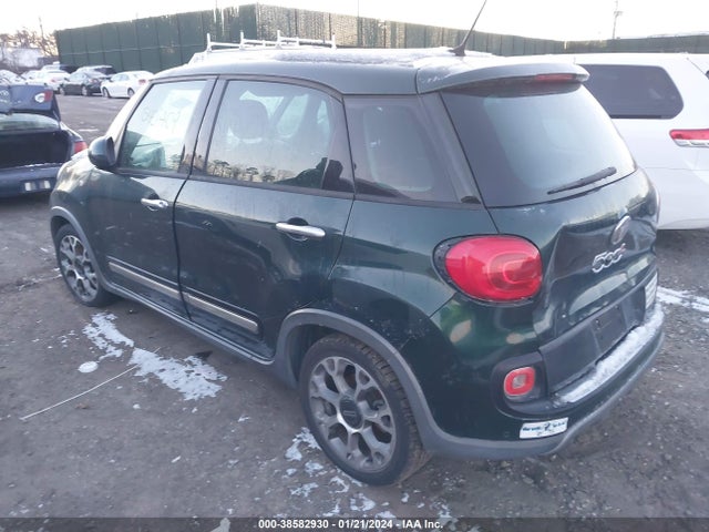2014 FIAT 500L ZFBCFADH0EZ006209 Photo 2