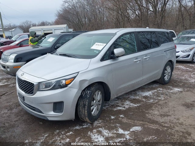 KIA SEDONA LX 2017 KNDMB5C16H6242006 Image 2