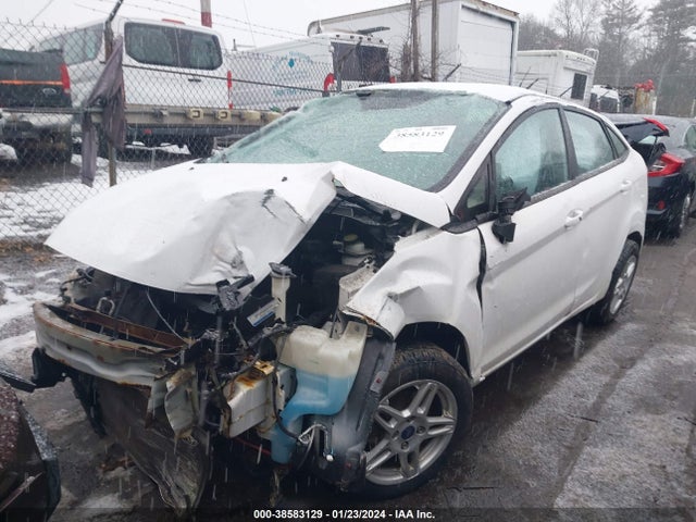 Ford FIESTA SE 2017 3FADP4BJXHM115911 Image 2
