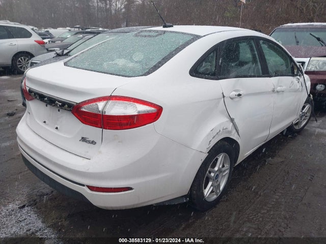 Ford FIESTA SE 2017 3FADP4BJXHM115911 Image 4