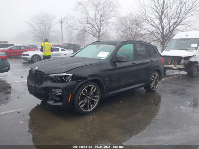 BMW X3 M40i 2018 5UXTS3C5XJ0Z01196 Image 2