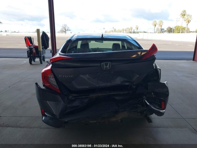 Honda CIVIC EX 2018 2HGFC2F77JH528750 Image 17