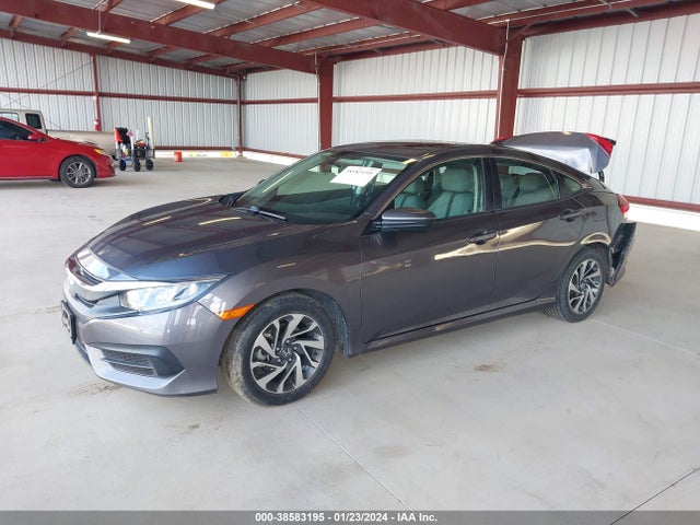 Honda CIVIC EX 2018 2HGFC2F77JH528750 Image 2