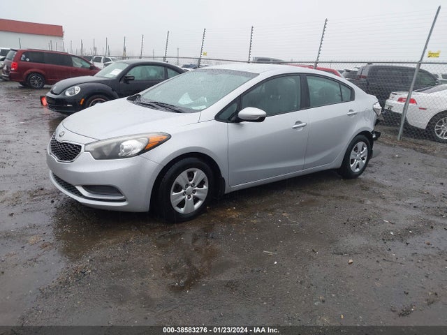 KIA FORTE LX 2015 KNAFK4A62F5401749 Image 2