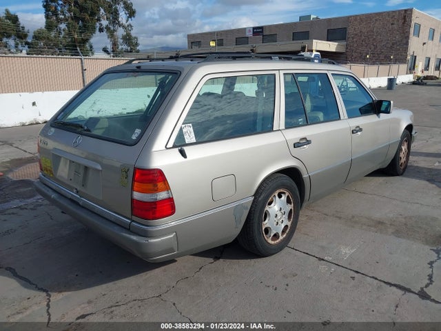 Продаж на аукціоні авто 1995 Mercedes-benz E 320, vin: WDBEA92EXSF309196, номер лоту: 38583294