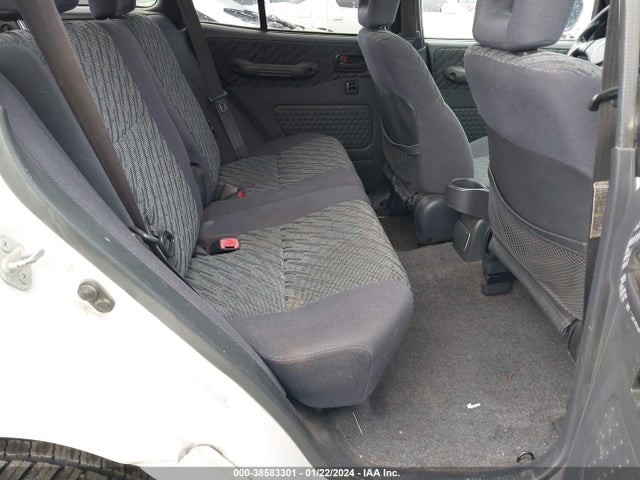 1999 TOYOTA RAV4 VIN: JT3GP10V8X7058617