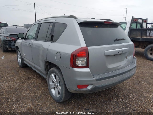 Jeep Compass Latitude 2016 1C4NJCEA3GD640762 Image 3