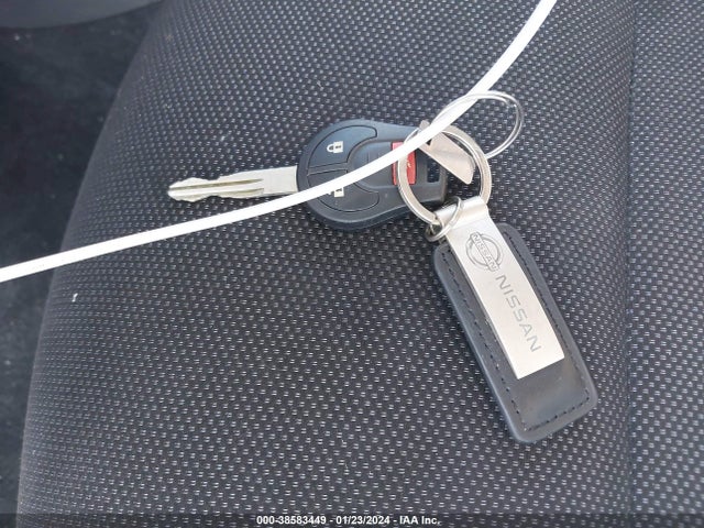 38583449 :رقم المزاد ، JN8AF5MR8CT109936 vin ، 2012 Nissan Juke S مزاد بيع