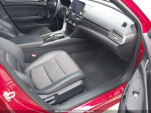 2018 HONDA ACCORD SPORT 2.0T VIN: 1HGCV2F30JA045304
