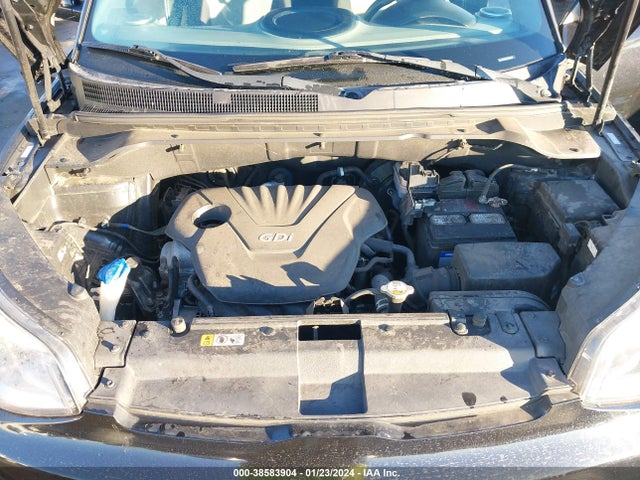 KIA Soul 2016 KNDJN2A21G7315098 Image 10